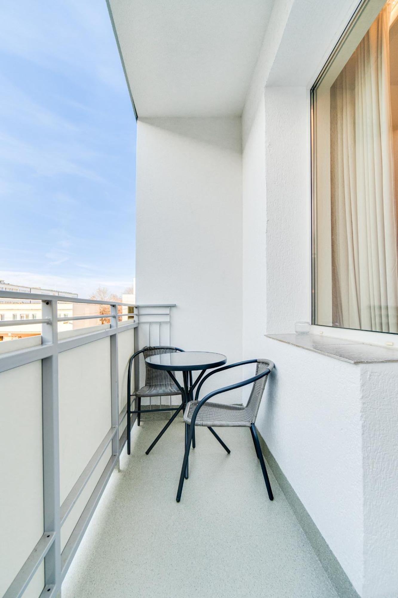 Bright Day Apartment - Self Check-In 24H, 10 Min Market Square Wrocław Buitenkant foto